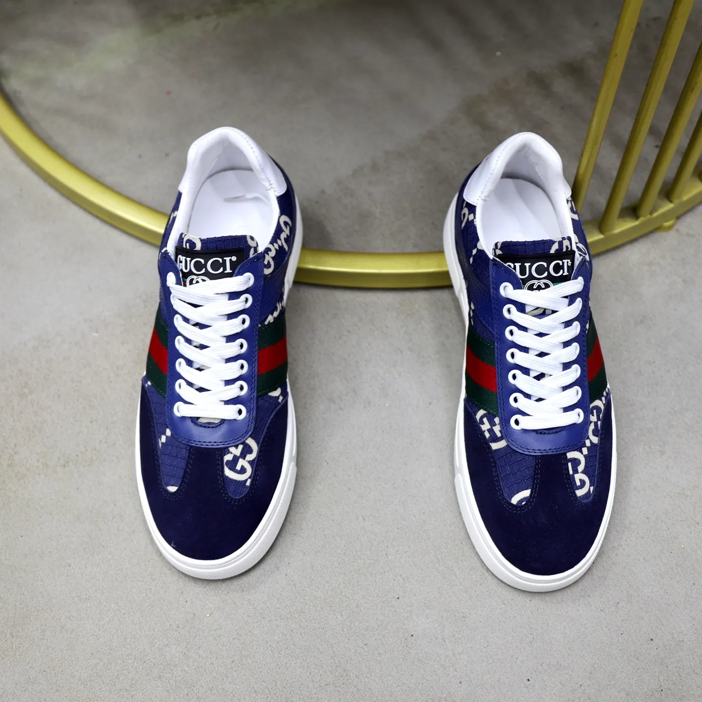Ex-factory price: 440💰🙅‍♂️🙅‍♂️🙅‍♂️ Brand: GUCCI Standard code: 38-44 (45 customized) Grade: Same as the official website Material: Original material splicing Comfortable and breathable lining Lightweight and wear-resistant sports outsole Style category: Men's fashionable casual shoes Running sneakers Distinguished luxury brand elements Top luxury Color: actual picture color